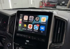 CarPlay � Android Auto ��� Toyota Land Cruiser 200 ����