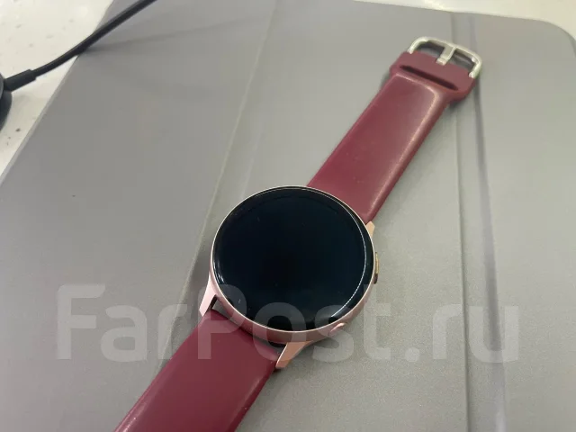 Samsung Galaxy Watch Active2 ����