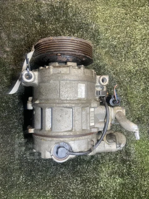 ���������� ������������ Audi A4 B6 8E0260805S ����
