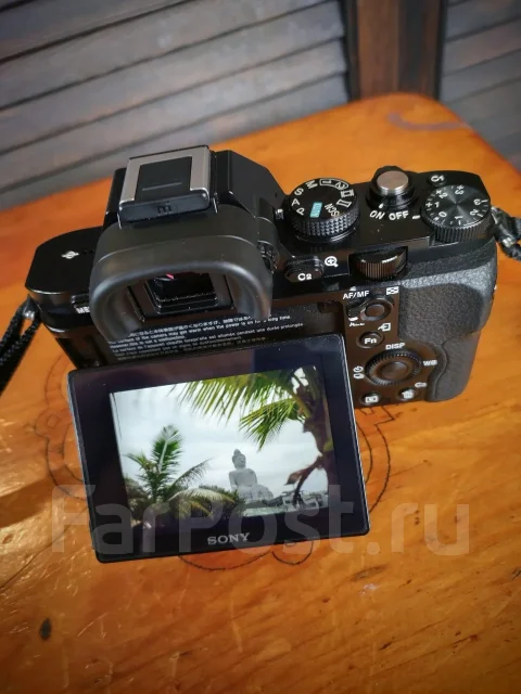 Sony Alpha ILCE-7. 20 � ����� �� ����