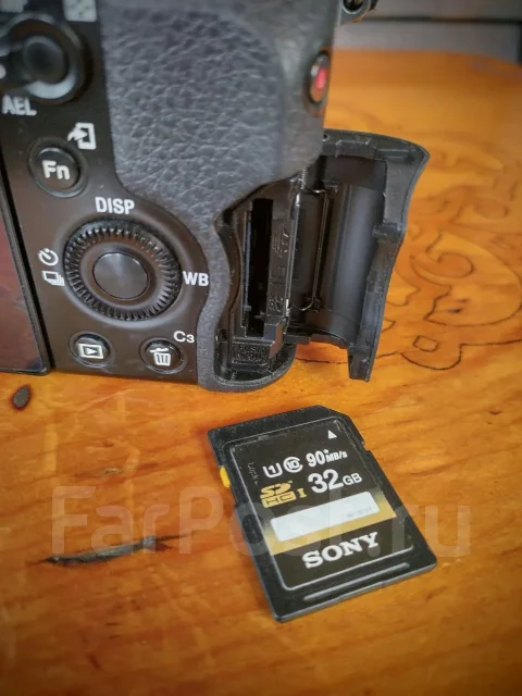 Sony Alpha ILCE-7. 20 � ����� �� ����