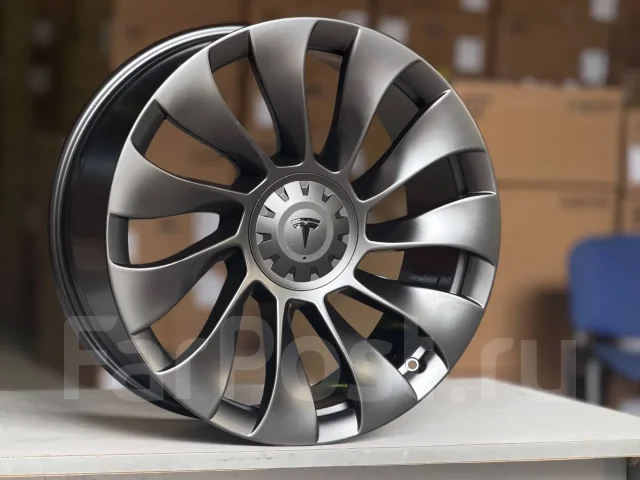 Tesla. 9.0x20", 5x114.3, ET34, �� 64,1���. ����