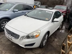 Volvo S60 ����