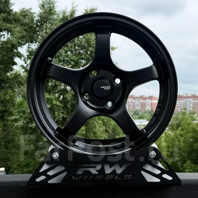 Advan Racing. 6.5x15", 4x100, ET38, �� 73,1���. ����