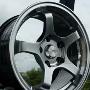 Advan Racing GT. 7.0x15", 5x114.3, ET30, �� 73,1���. ����