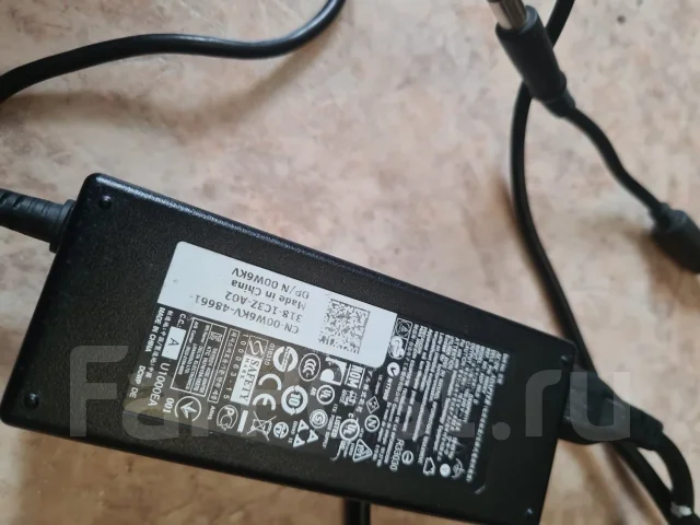 Dell Latitude E6410. 14", 2,4����, ��� 8 ��, ���� 320���, WiFi: 1, Bluetooth: 1, ����������� �� 1��. ����