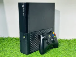 Microsoft Xbox 360 E ����