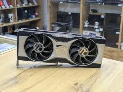 Radeon RX 6700 XT ����