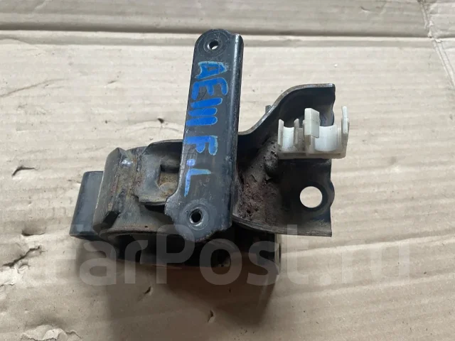 ������� ��������� Toyota Corolla Spacio AE111 12372-15220 ����