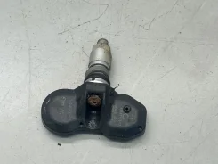 ������ �������� � ���� Volkswagen Passat B7 3AA907275B 3AA907275B ����