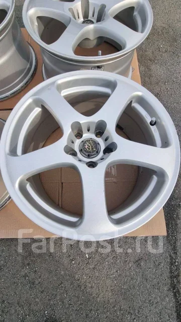 Topy Zina. 8.0x17", 5x114.3, ET35, �� 70���. ����