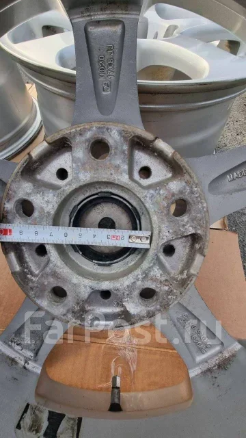 Topy Zina. 8.0x17", 5x114.3, ET35, �� 70���. ����
