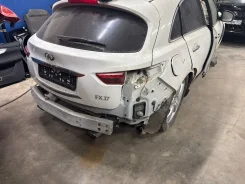Infiniti FX37 ����