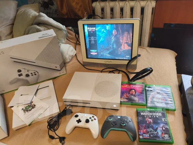 Microsoft Xbox One S ����