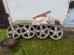 TGRACING TGD023. 6.5x16", 5x100, ET38 ����