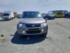Suzuki Escudo. �������, 4wd, 2.0 (145��.�.), ������, 214����. �� ����