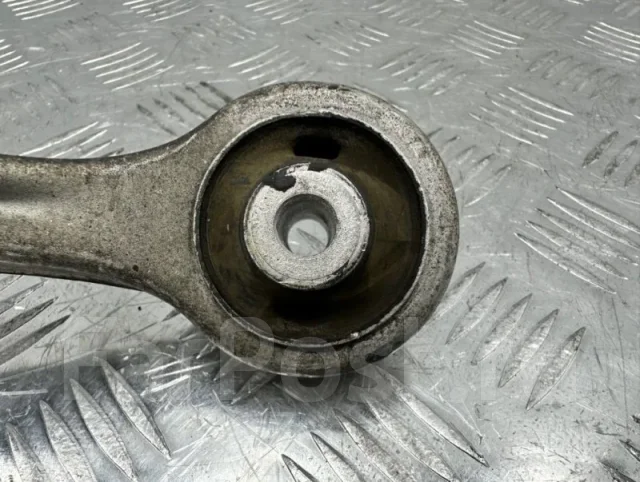 ����� ������ Audi A6 4E0407506B C6 4E0407506B ����