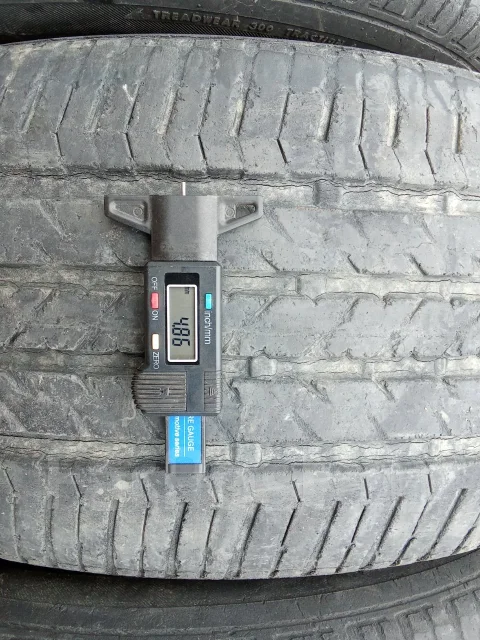 Bridgestone Dueler H/L 400. ������, �/�, ����� 25 % ����