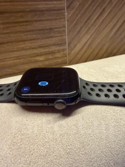 Apple Watch Series 7. GPS, NFC ����