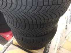 Dunlop Synchro Weather