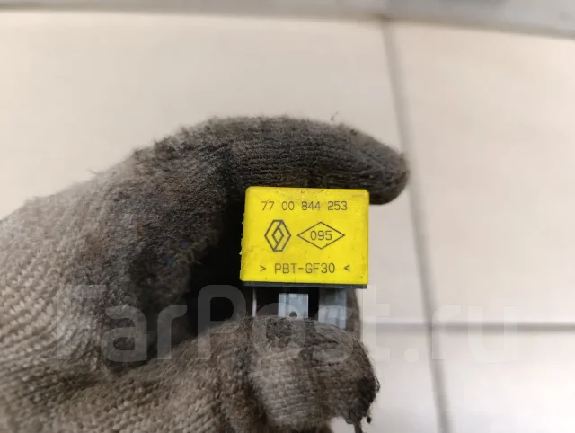 ���� Renault Duster 2012 7700844253 ����