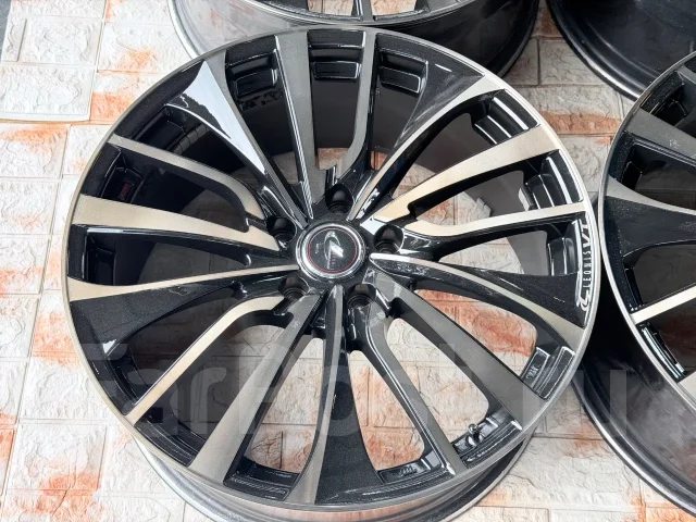 Weds Leonis VT. 8.0x19", 5x114.3, ET43, �� 72���. ����