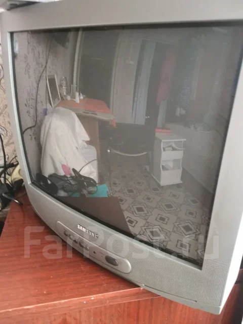 Samsung. CRT (���) ����