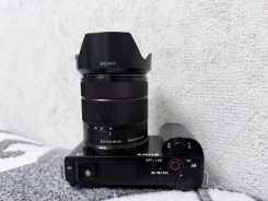 Sony Alpha ZV-E-10. 20 � ����� ��, ���: 14� � ����� ����