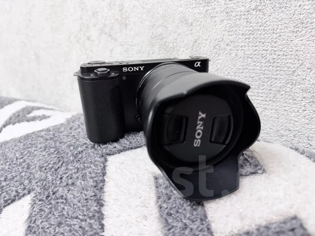 Sony Alpha ZV-E-10. 20 � ����� ��, ���: 14� � ����� ����
