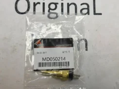 ������ ����������� Mitsubishi Delica MD050214 PE8W MD050214 ����