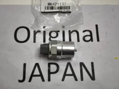������ �������� Mitsubishi Fuso canter MK421137 MK421137 ����