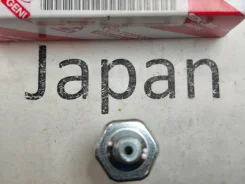 ������ �������� ����� Toyota 8353060020 8353060020 ����