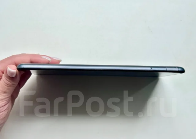 Huawei MediaPad M5 Lite. 8 ������, ������ 32 �� ����