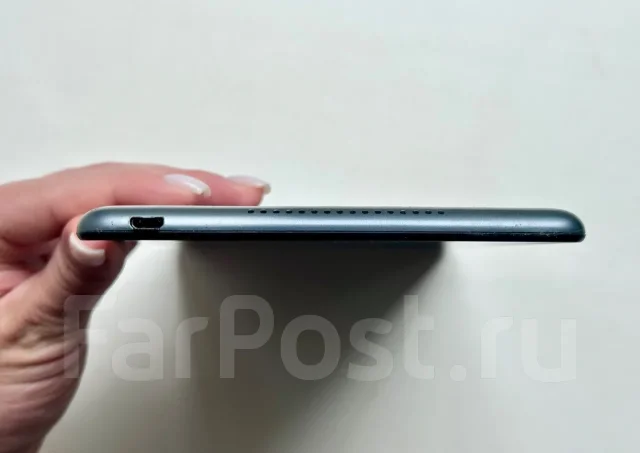 Huawei MediaPad M5 Lite. 8 ������, ������ 32 �� ����