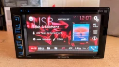 Pioneer Carrozzeria FH-7100DVD ����