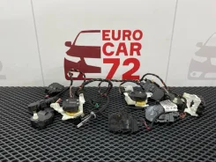 ����������� �������� ����� AUDI A4 2012�� 8K0820511C B8 CDNB 8K0820511C ����