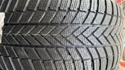 Bridgestone Blizzak LM-005