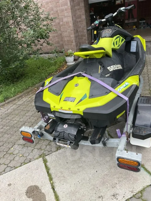 BRP Sea-Doo Spark Trixx. 2019 ��� ����