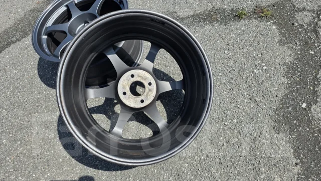 SSR. 9.0x17", 4x100, ET22 ����