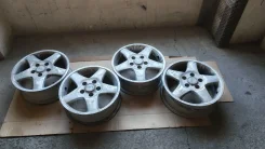 Bridgestone NR-595. 5.5x15", 5x114.3, ET42 ����