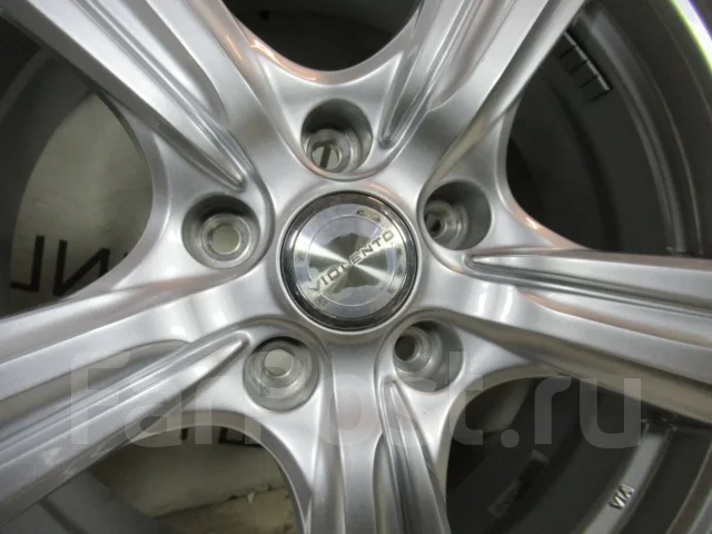Dunlop Violento. 7.0x17", 5x114.3, ET48 ����