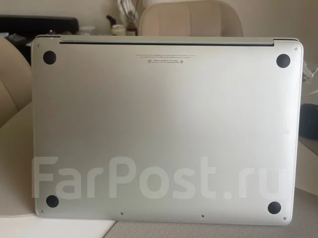 Apple MacBook Pro. 13.3", 2,3����, ��� 8 ��, ���� 128���, WiFi: 1, Bluetooth: 1, ����������� �� 13��. ����