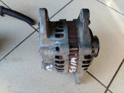 ��������� Mitsubishi Dion '99-'06/ Galant '96-'05/ Lancer/ Cedia 4G93 MD375853 ����