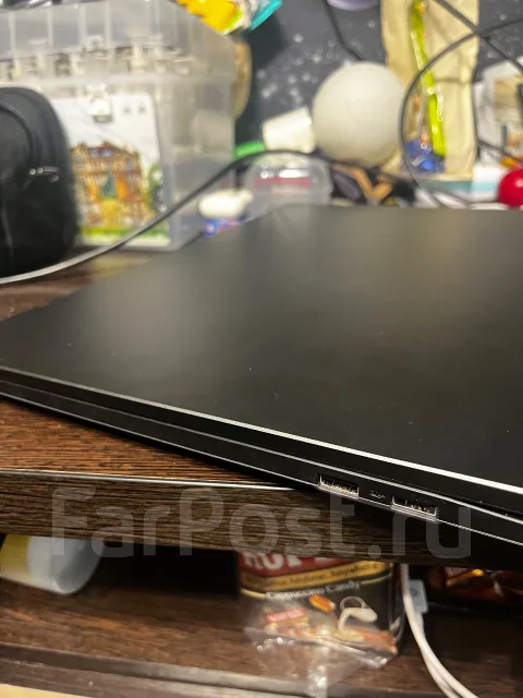 Asus TUF Gaming A18. 18", 5,1����, ��� 16 ��, ���� 500���, WiFi: 1, Bluetooth: 1, ����������� �� 4��. ����