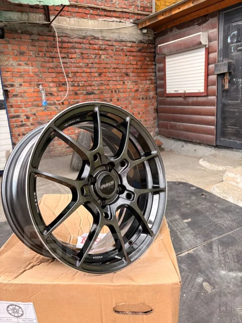 RAYS. 7.0x16", 4x100, ET38, �� 73,1���. ����