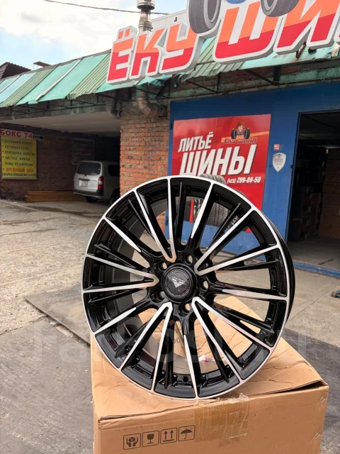 Vorsteiner. 7.5x17", 5x114.3, ET40, �� 67,1���. ����
