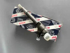 ��������� �������� 0445110250 Mazda / Ford 0445110250 ����