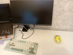 CrystalStorm. 22", ���������� �� (LCD, LED, QLED) ����