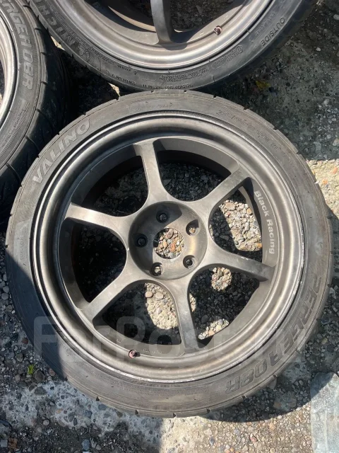 Black Racing. 8.0/9.0x18", 5x114.3, ET30/38 ����