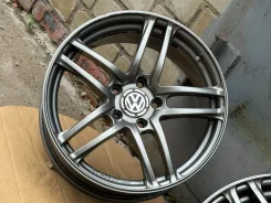 AVS Model T5. 8.0x17", 5x112, ET48 ����